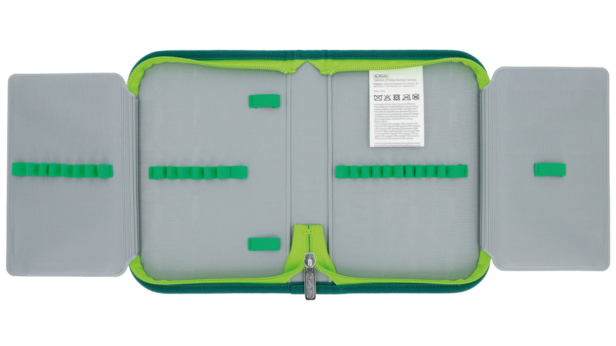 Herlitz-Loop-Plus-Schulranzen-Fussball-Game-Changer-50046249-Ranzen-Federmappe-offen-lafueliki