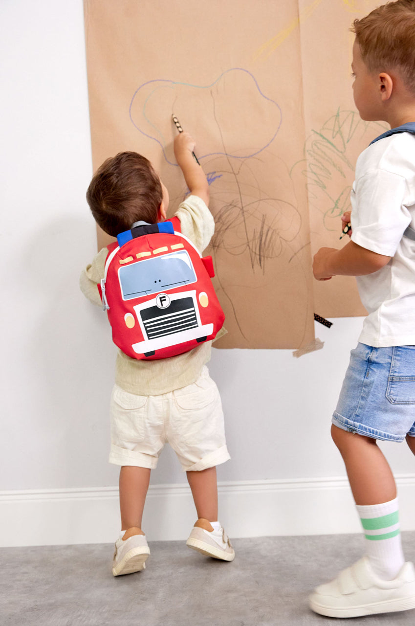 Laessig-Kindergartenrucksack-Tiny-Feuerwehr-Auto-Feuerwehrfarzeug-ab-2-Jahre-Jungen-1203021644-Kind-anwendung-lafueliki