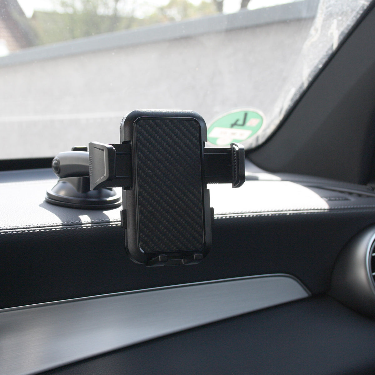 WEDO-FIX-It-car-kfz-Smartphone-Halter-mit-Saugnapf-60_07101-detail-anwendung-lafueliki